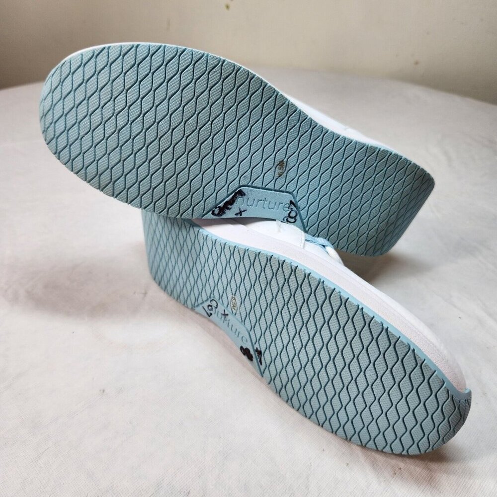 Nurture Restore Women's size 6.5 M Lace Up Comfort Sneakers White blue Shoes 304 - Picture 7 of 8